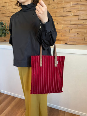 Sofa pattern vertical bag